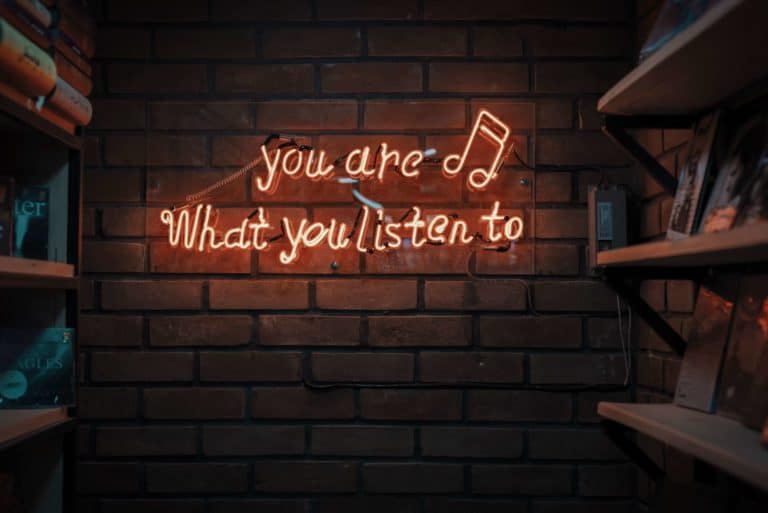 8 Music Blog Ideas to Help You Build an Audience and Grow Your Online Presence